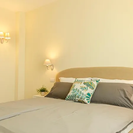 Apartment La Piazzetta *